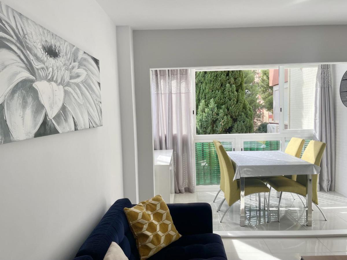 Torre Colon Apartment Benidorm Bagian luar foto