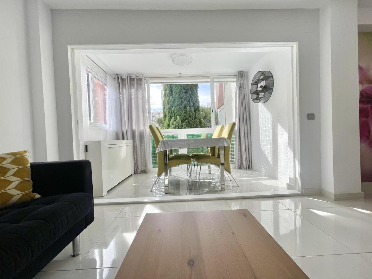 Torre Colon Apartment Benidorm Bagian luar foto