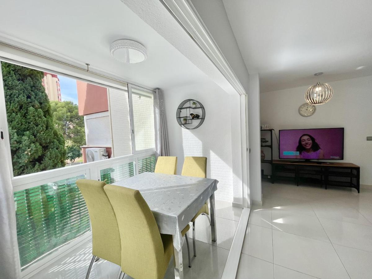 Torre Colon Apartment Benidorm Bagian luar foto